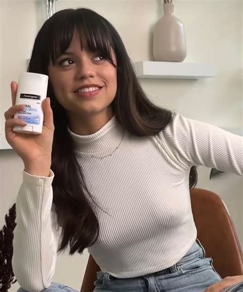 jenna ortega fake|Fake blood : r/JennaOrtegaLust